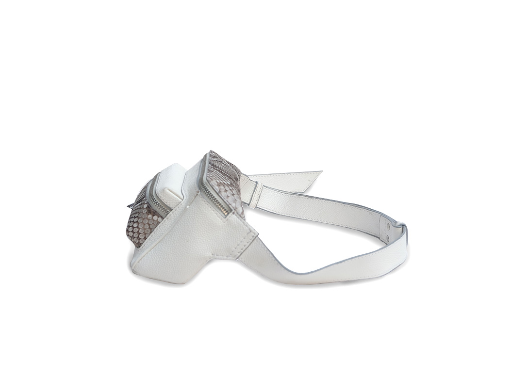 JADE ON NATURAL WHITE - Image 4