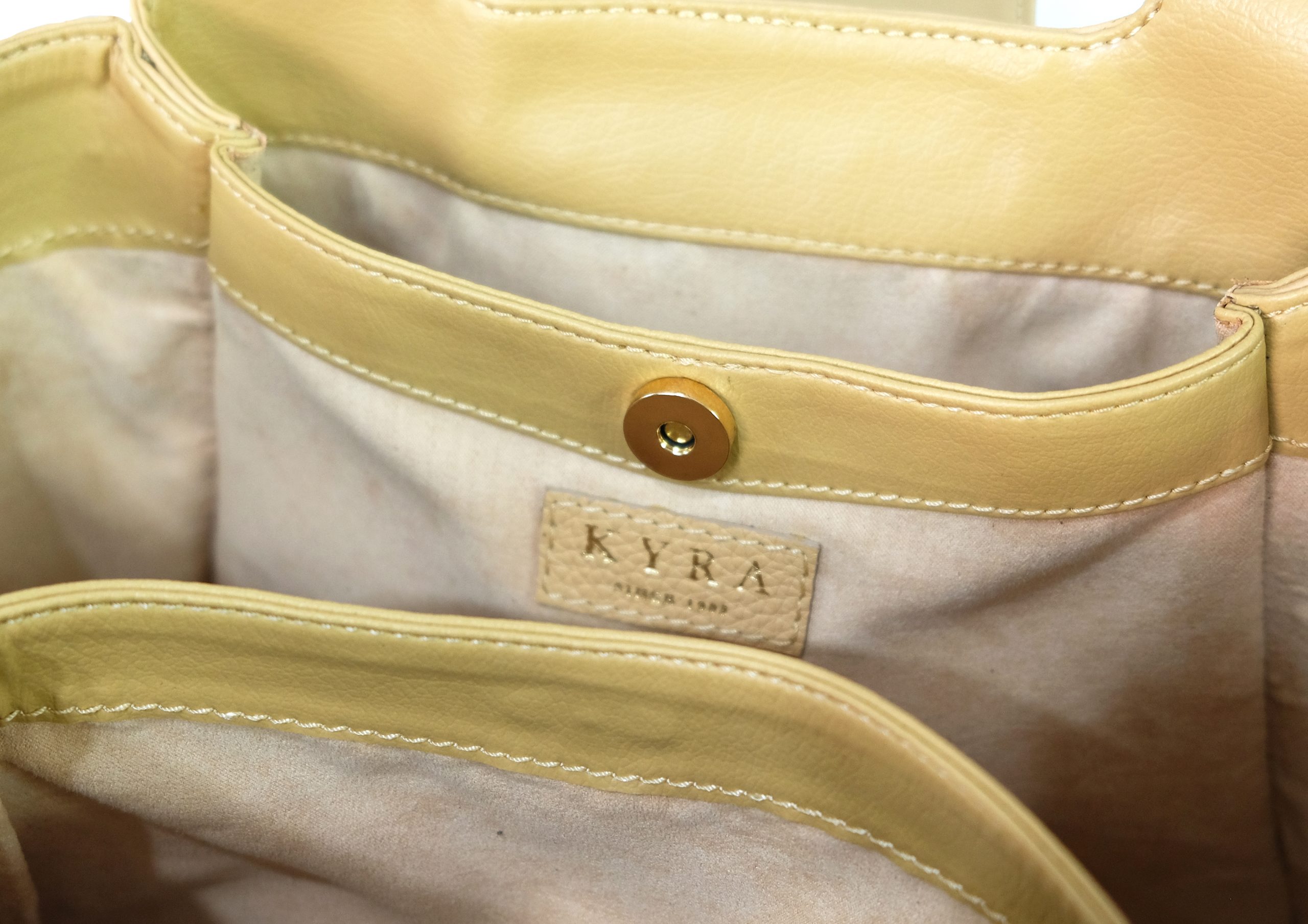 Alma Bag Small in Cream - Image 6