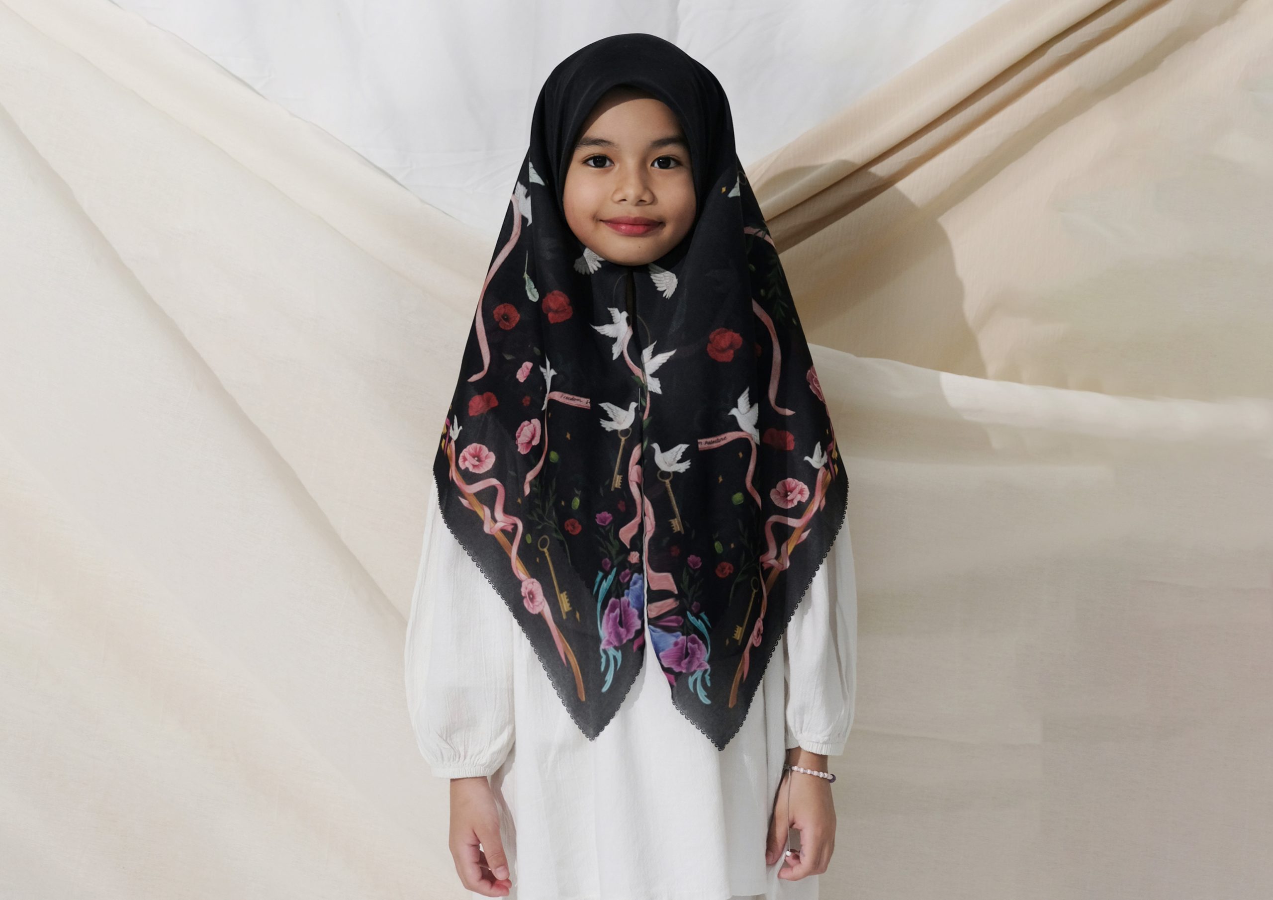 Kids Edition Illustration Scarves in Black - Libre Palestine Series - Image 2