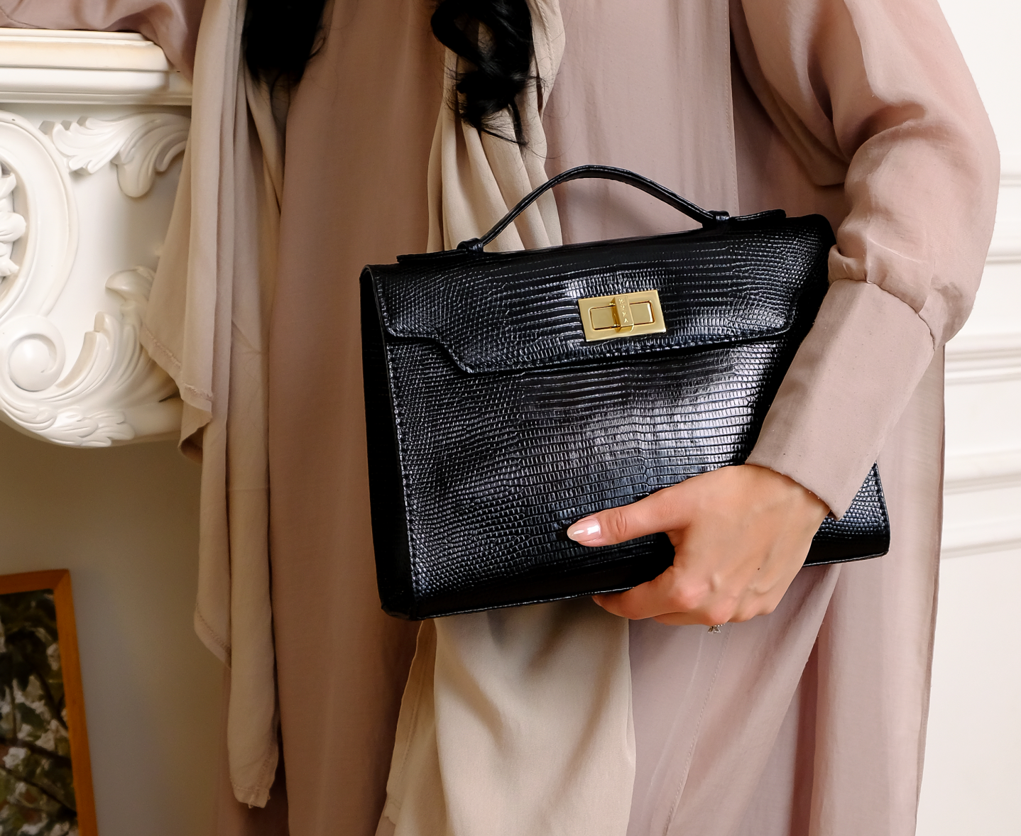 Luna 29 Medio Black Lizard: Premium Exotic Leather Bag dengan Pesona yang Timeless